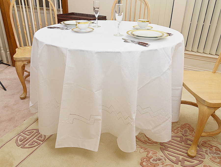 Fancy Hemstitch 90" Round tablecloth